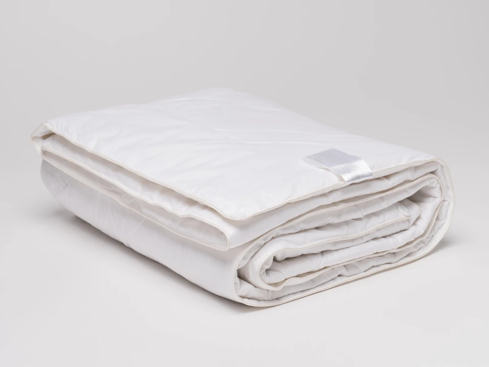 Одеяло с шелковым наполнителем купить в магазине постельного белья LaScala.ua ODSH